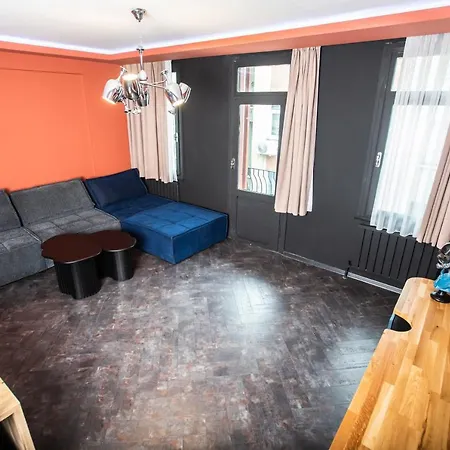 Apartment Black Mansion